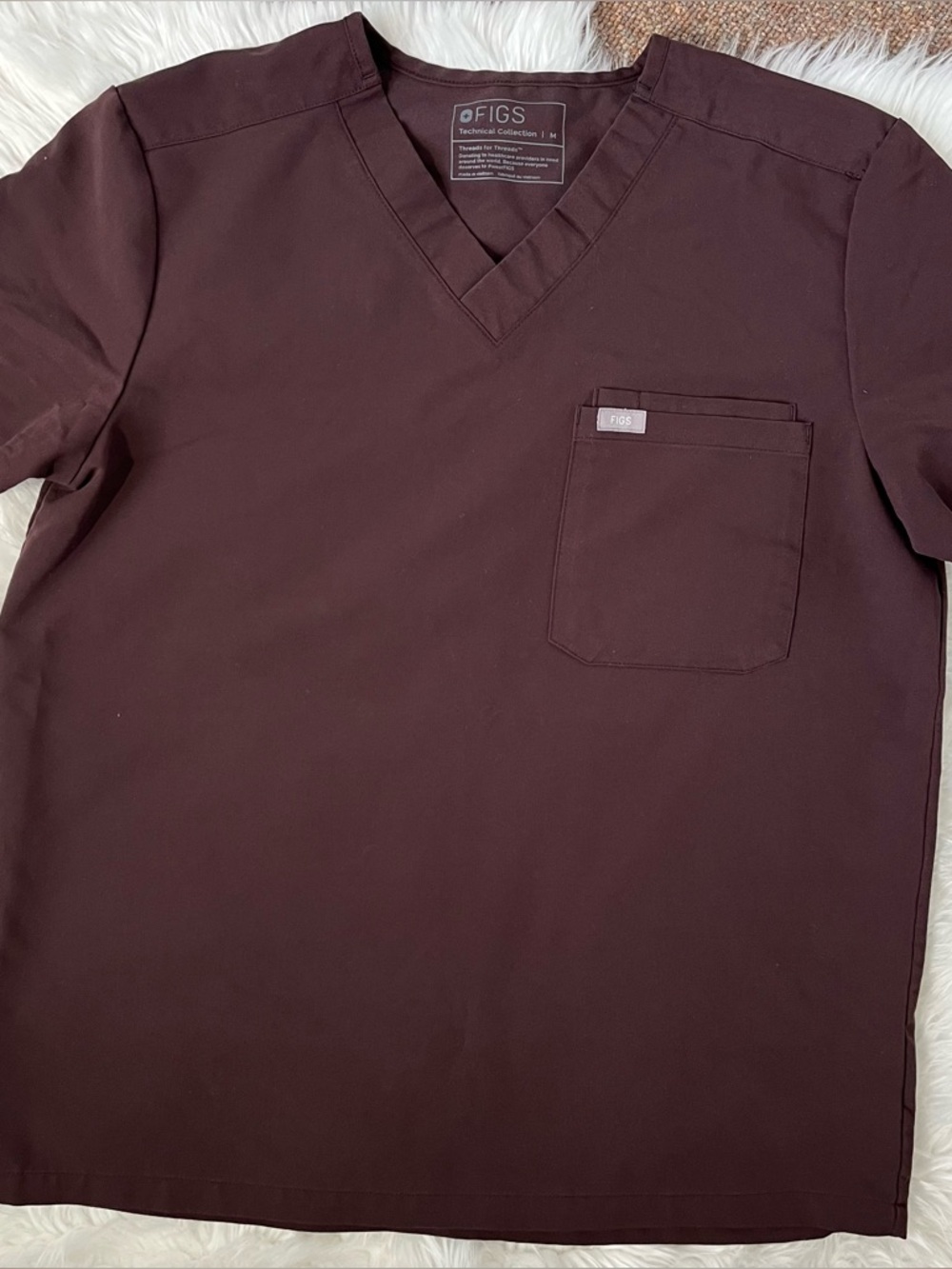 Figs Men’s Leon Espresso Scrub Top
